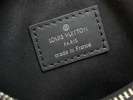LOOP-23*13*6CM LOUIS VUITTON 0520